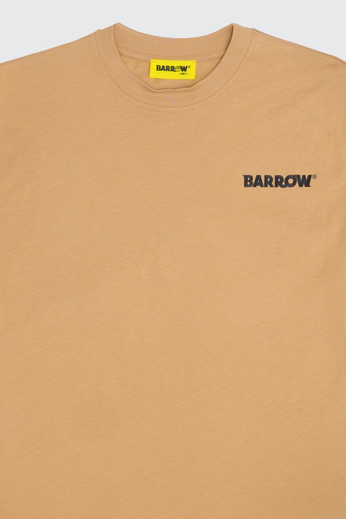 CAMISETA OVAL LOGO