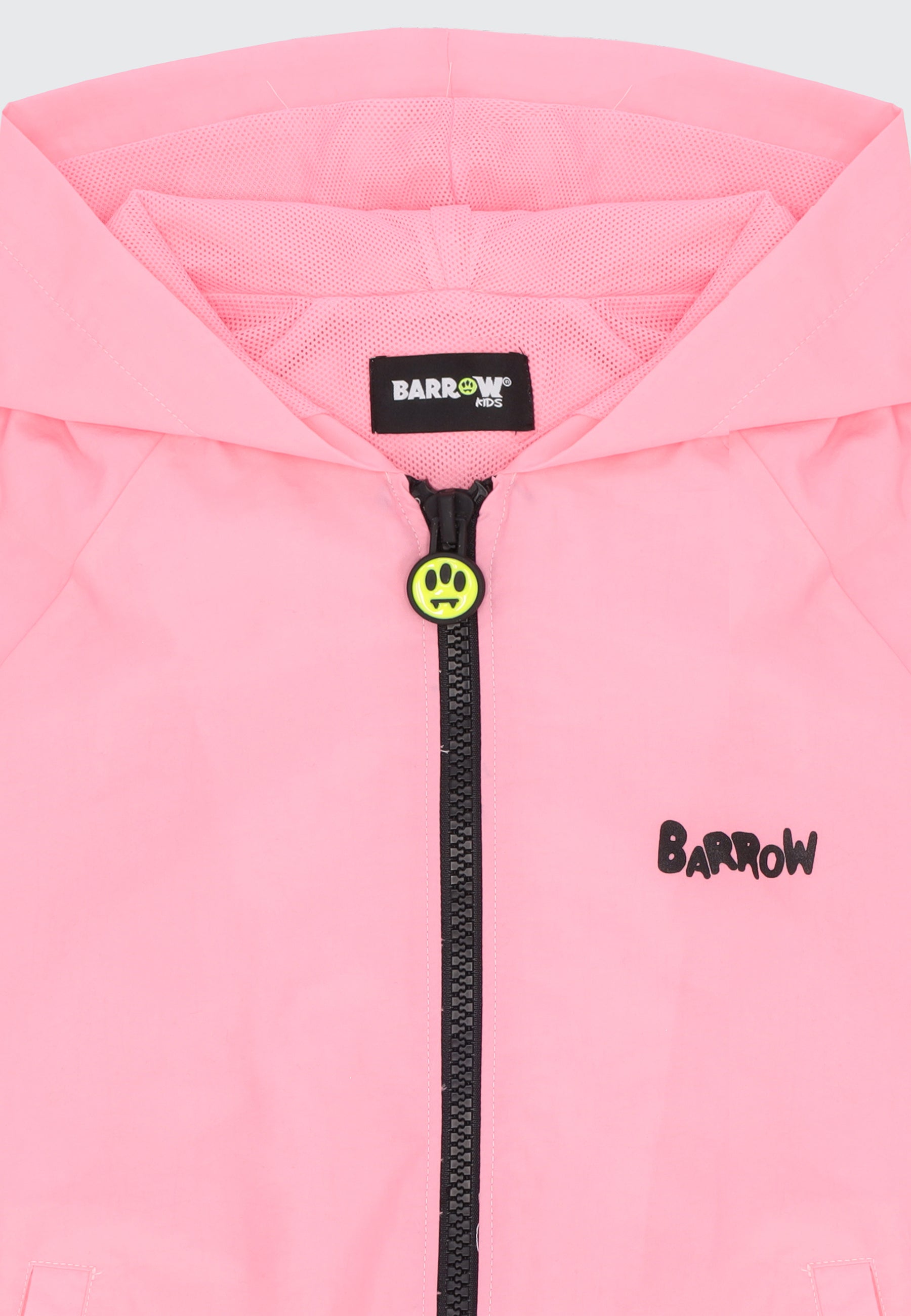 ESSENTIAL NYLON JACKET