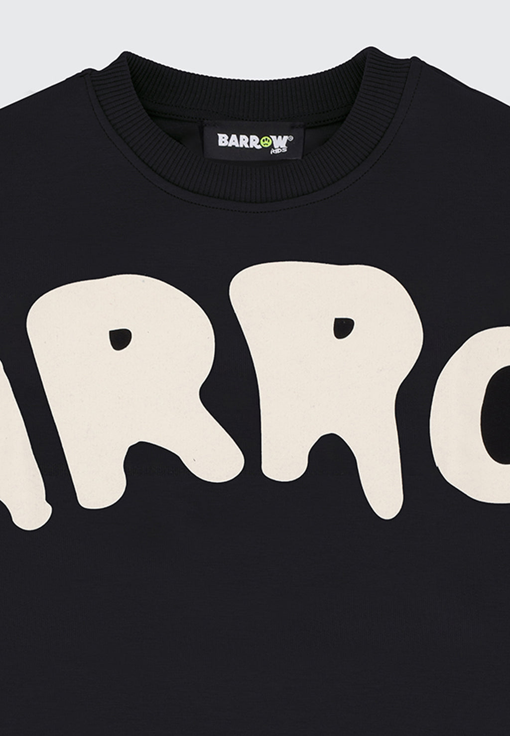 ESSENTIAL SWEATSHIRT