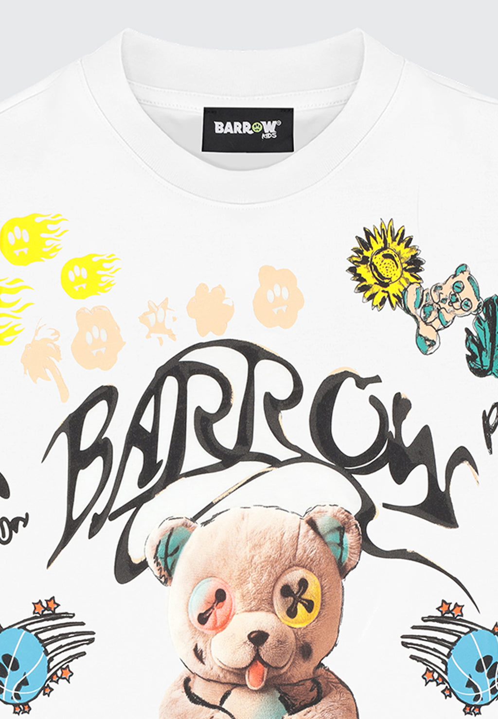 BARROW KIDS T-SHIRT OVER GRAFFITI